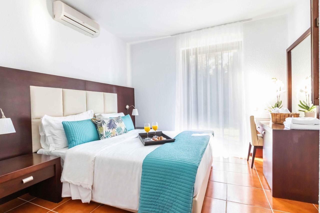 סאני ביץ' Muses Villas Resort מראה חיצוני תמונה