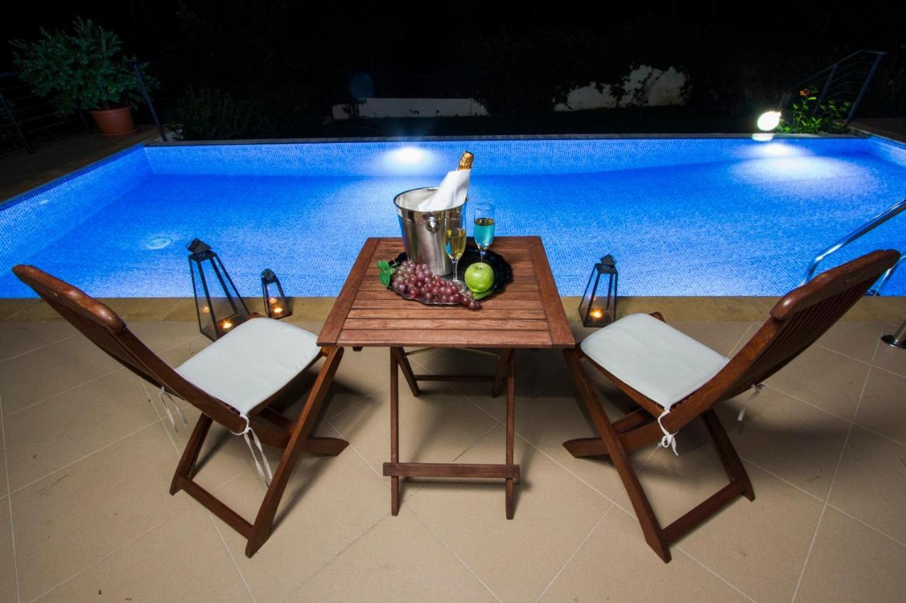 סאני ביץ' Muses Villas Resort מראה חיצוני תמונה