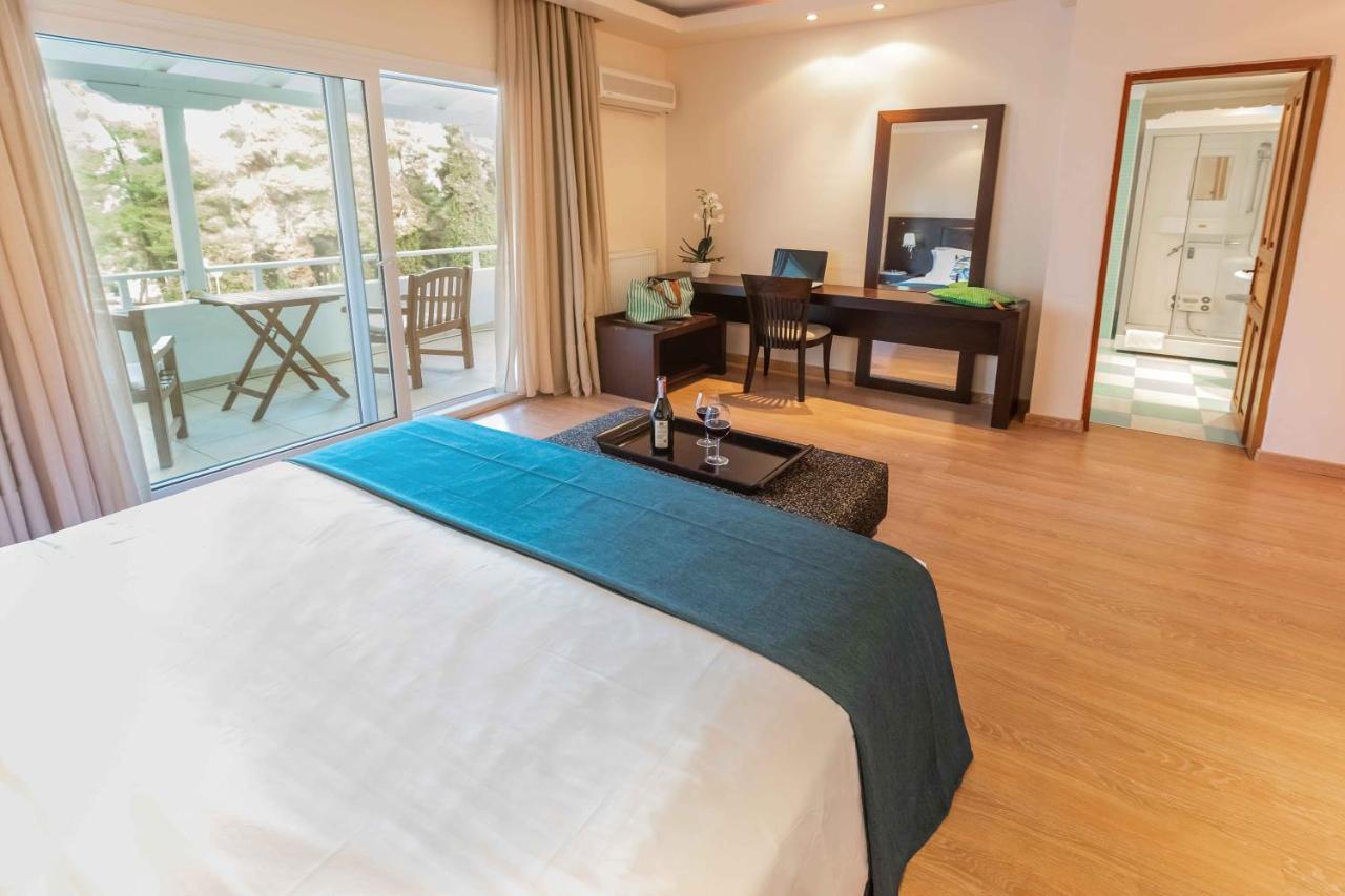 סאני ביץ' Muses Villas Resort מראה חיצוני תמונה