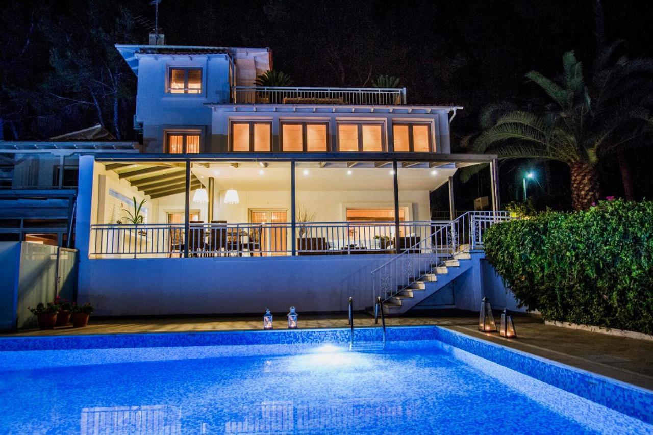 סאני ביץ' Muses Villas Resort מראה חיצוני תמונה