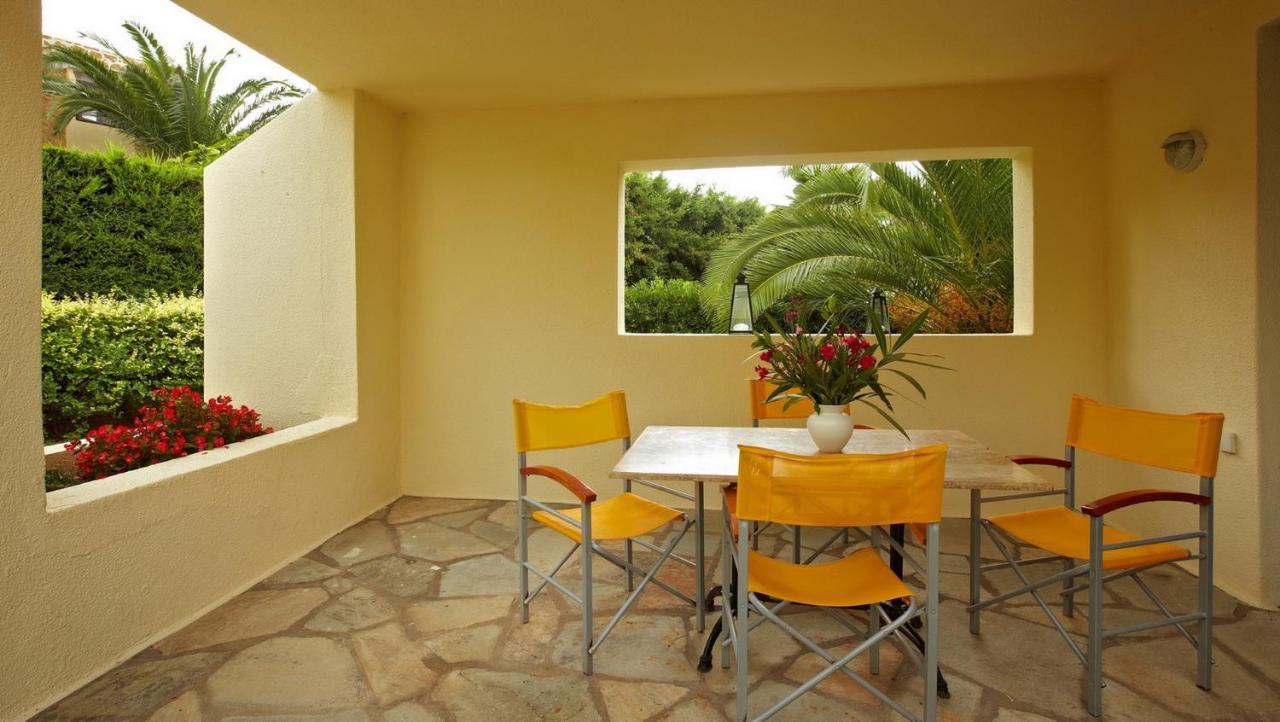סאני ביץ' Muses Villas Resort מראה חיצוני תמונה